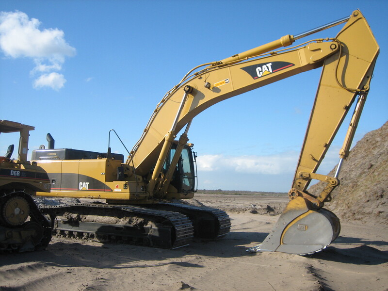 Caterpillar_345C_L_Excavator (1)